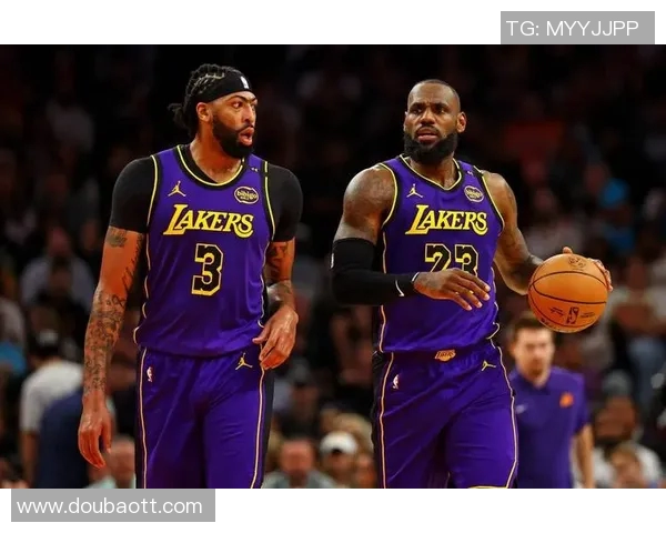 今天湖人对阵火箭精彩比赛录像回放及精彩瞬间分析